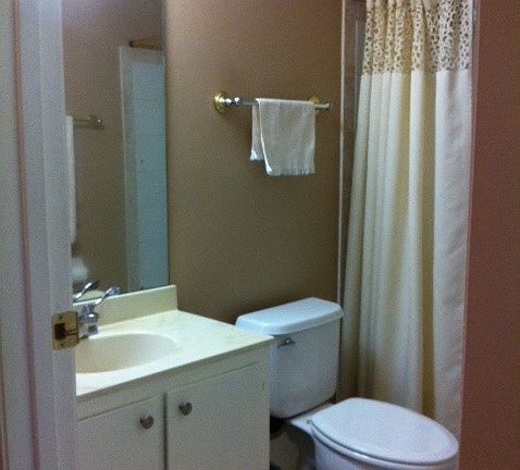 5th image of 2220 Perkins Ct