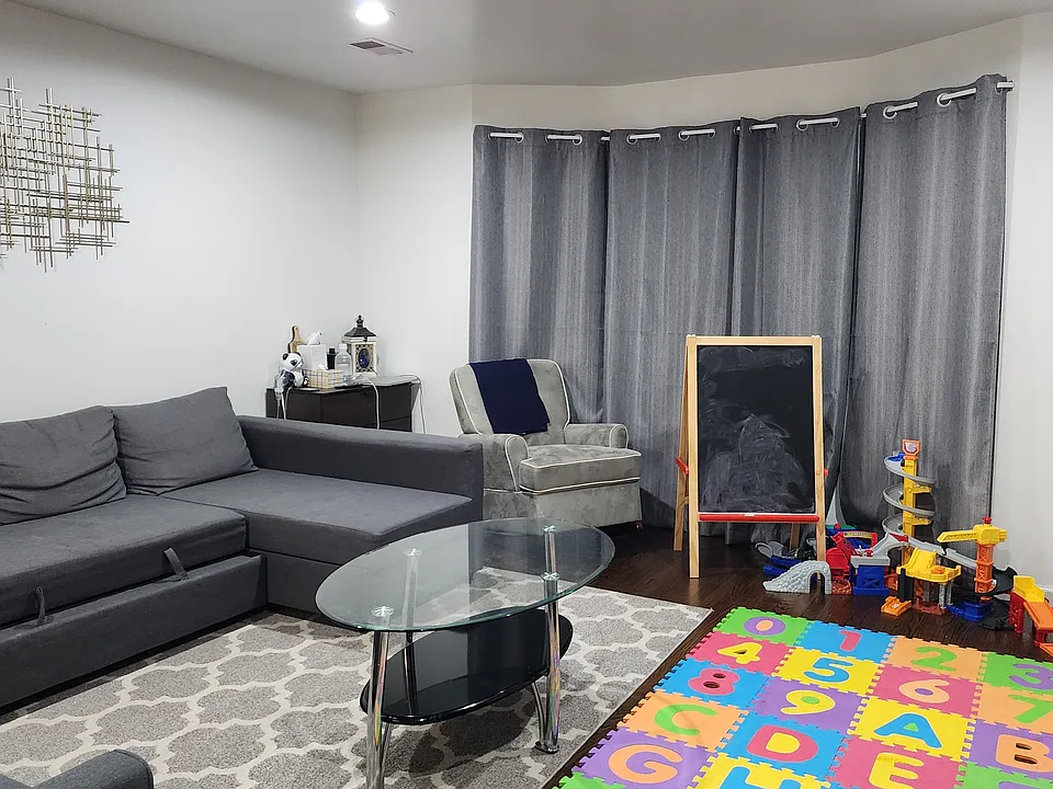 30 Milton Ave #2