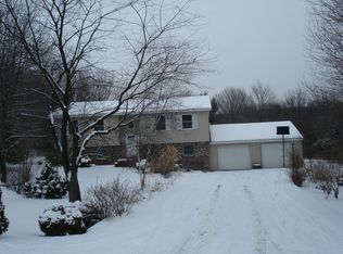 1226 Valley Rd E, Kunkletown, PA 18058