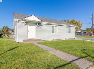 825 NE 4th St, Hermiston, OR 97838