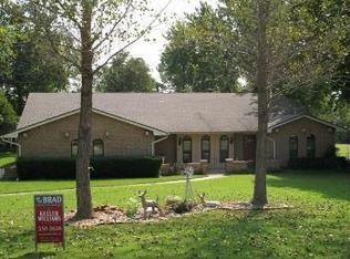 5608 Parkhurst Cir, Edmond, OK 73034