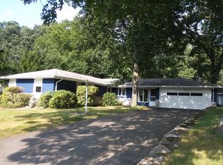 177 W Autumn Rd, West Springfield, MA 01089