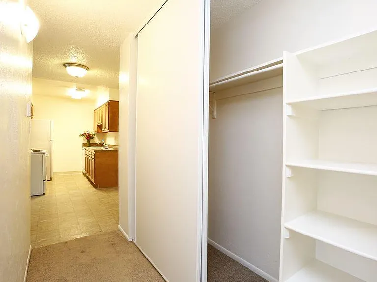 Flatirons Park Apartments — Photo 25