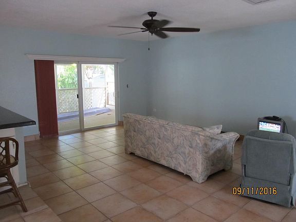 Access to Screened Porch