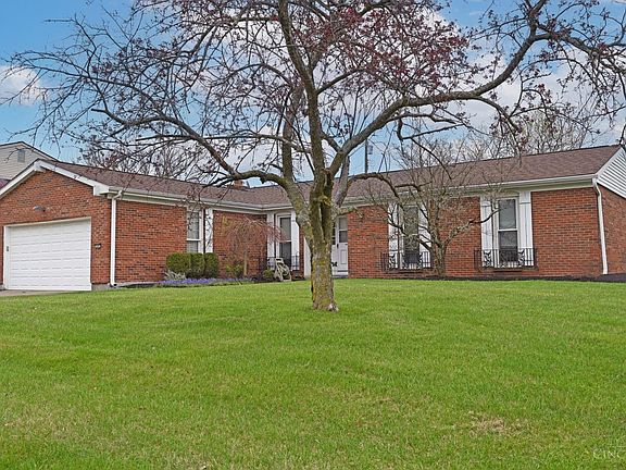 2nd image of 849 Clearfield Ln