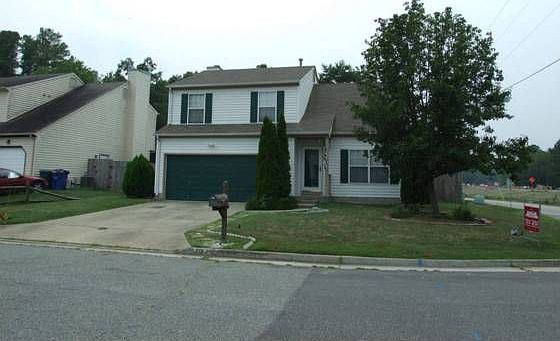 1st image of 701 Parkside Dr