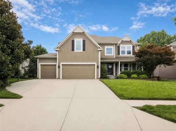 24115 W 79th Ter, Lenexa, KS 66227