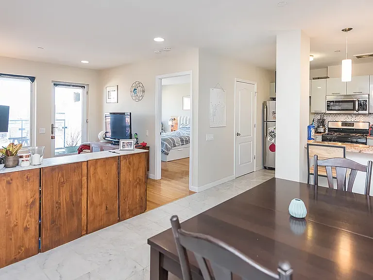 37-34 29th St #3C — Photo 3