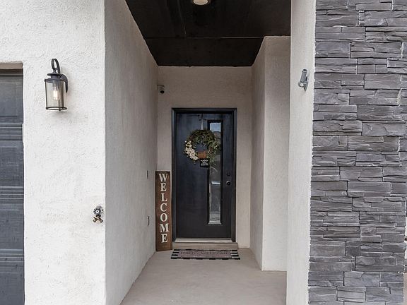 5th image of 930 Lulworth Pl