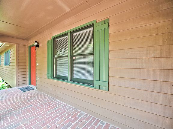 4th image of 2319 Beauty St