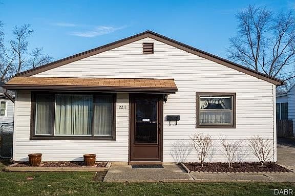1st image of 2211 Cardinal Ave