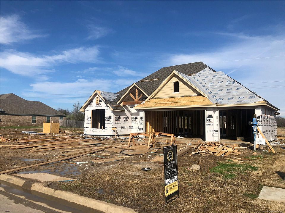 2nd image of 13831 N 133rd Ave E