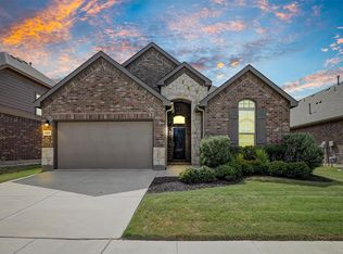 821 Falcon Rd, Argyle, TX 76226