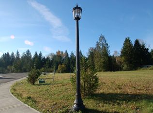 7002 180th Ave E, Lake Tapps, WA 98391