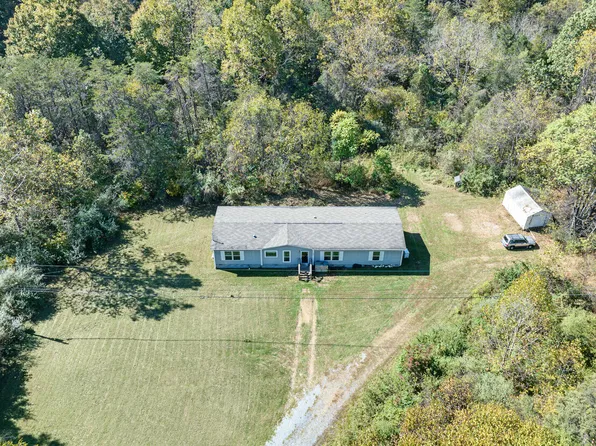 397 Lees Gap Rd, Fincastle, VA 24090
