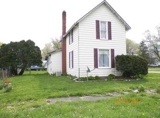 209 N Smith St, Kewanna, IN 46939