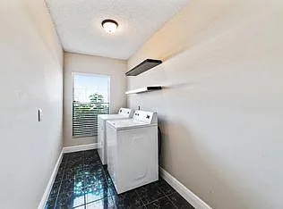 1452 Woodcrest Blvd — Photo 12