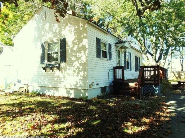 35 Columbia Rd, Waterville, ME 04901