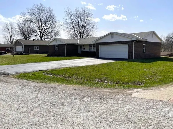 1225 Sunset Dr, Pittsfield, IL 62363