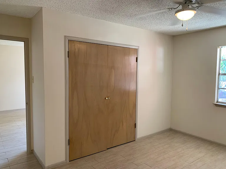 1326 S Saint Marys St #6 — Photo 11