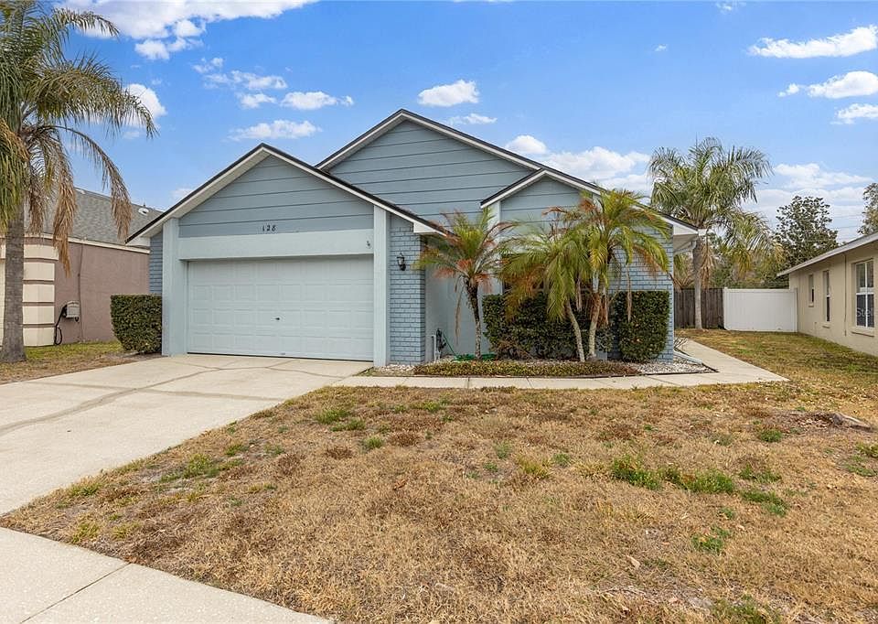 1st image of 128 LAKEBREEZE CIRCLE