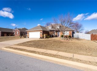 241 Coopers Farm Rd, Centerton, AR 72719