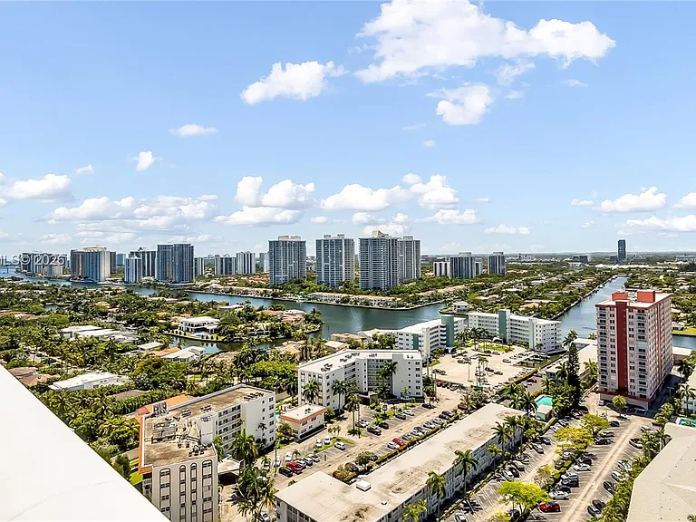 3140 S Ocean Dr #241-2411 — Photo 31