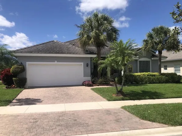 221 NW Pleasant Grove Way, Port Saint Lucie, FL 34986