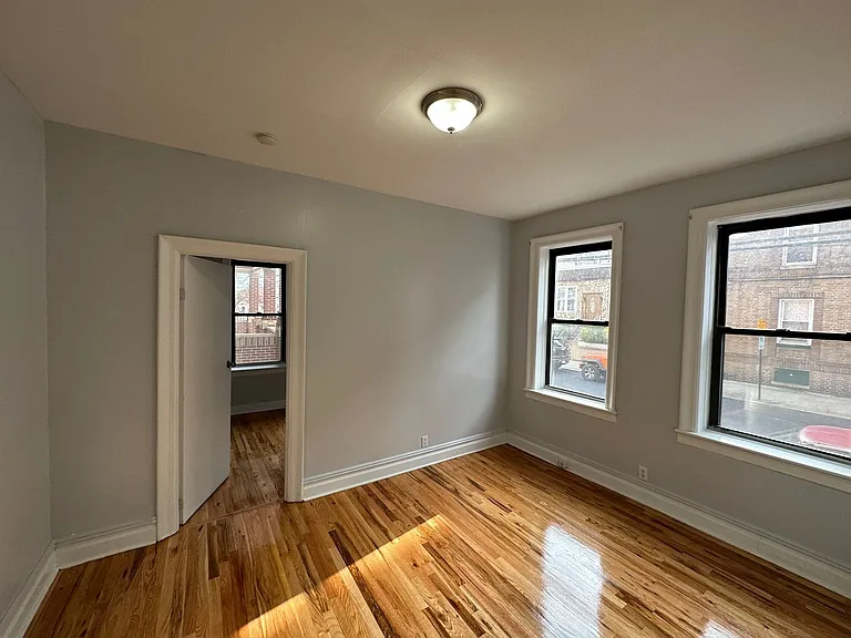 462-Abbington Apartments, LLC — Photo 2