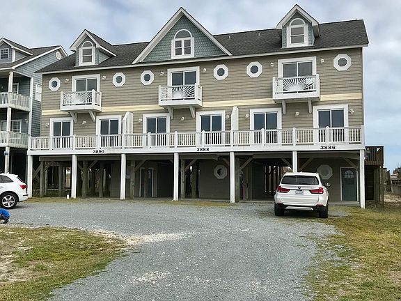 3rd image of 3886 Island Dr