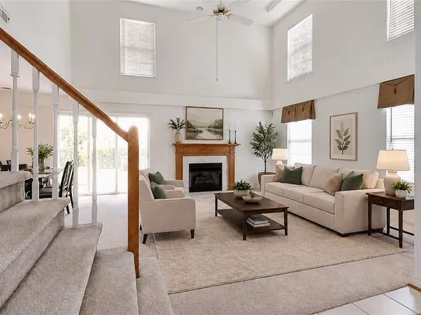 135 Waters Edge Dr, Williamsburg, VA 23188
