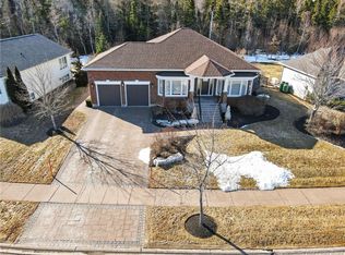 60 Royal Oaks Blvd, Moncton, NB E1H 3P2