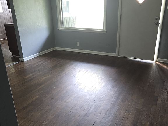 5th image of 1706 Costello Dr