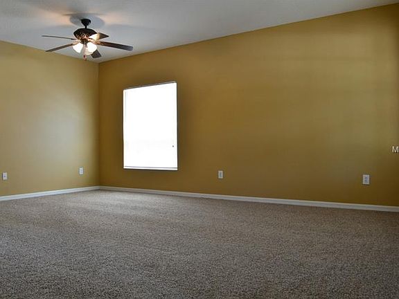 2nd image of 10821 Newbridge Dr