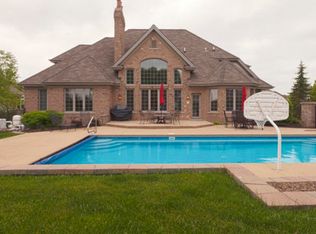 22629 Granite Dr, Frankfort, IL 60423