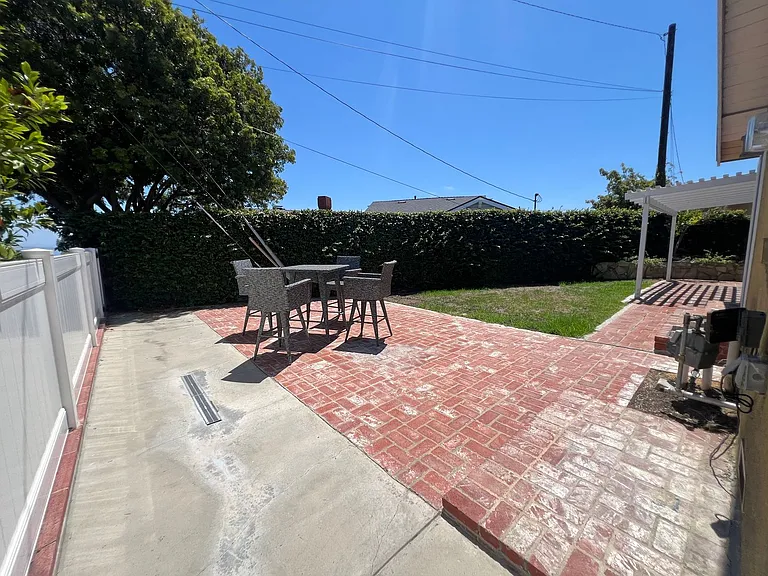108 S Ellery Dr — Photo 42