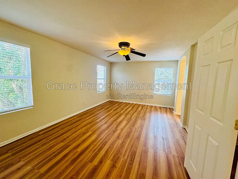 14337 Austin Ct — Photo 15