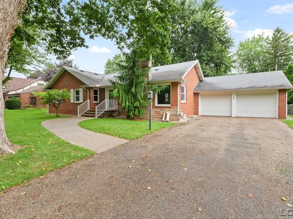 1320 E Oregon Rd, Adrian, MI 49221