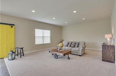 Great Room with 9Ft Ceilings