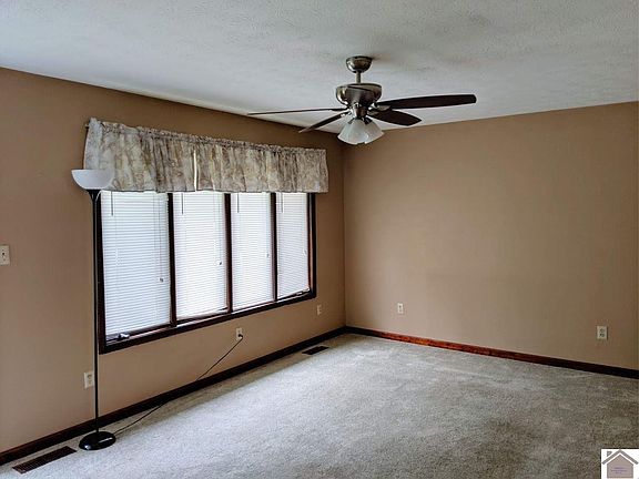 3rd image of 148 Marica Dr