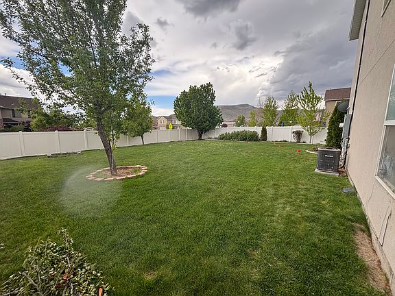 4th image of 6951 W McCuiston Ave