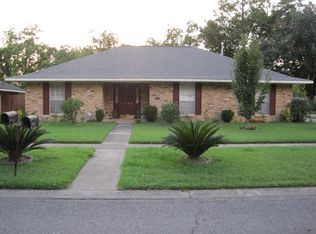 1325 Rue Desiree, Baton Rouge, LA 70810
