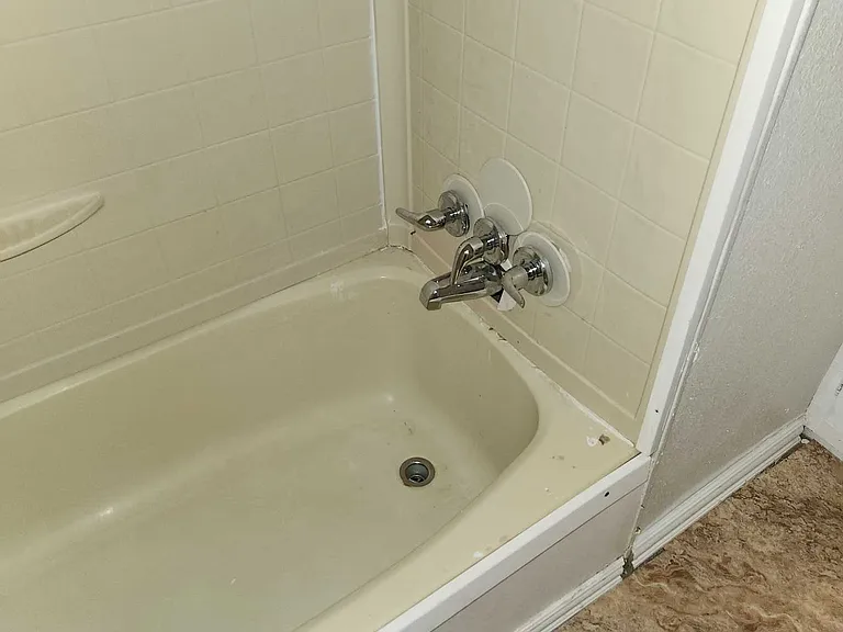 11202 Private Road 6104 — Photo 18