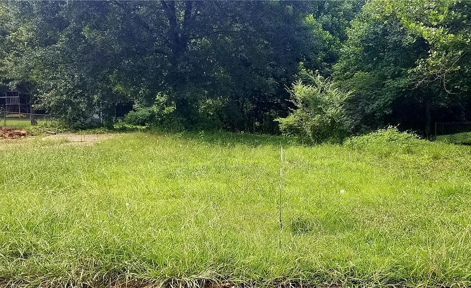 1st image of 710 Lowell Dr SW Lot 8