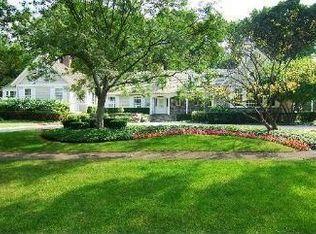424 Woodside Ave, Hinsdale, IL