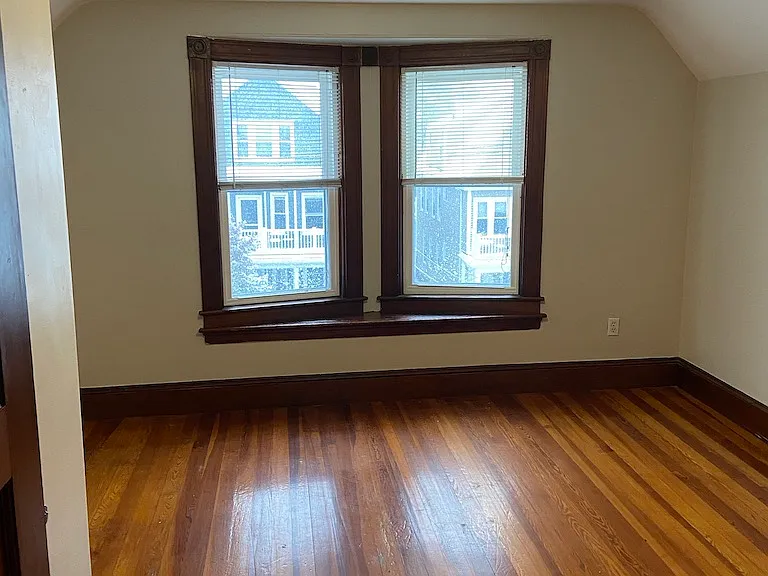 26 Packard Ave — Photo 7