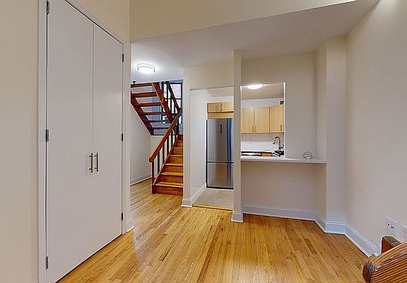 3rd image of 1 Astor Pl APT 3O