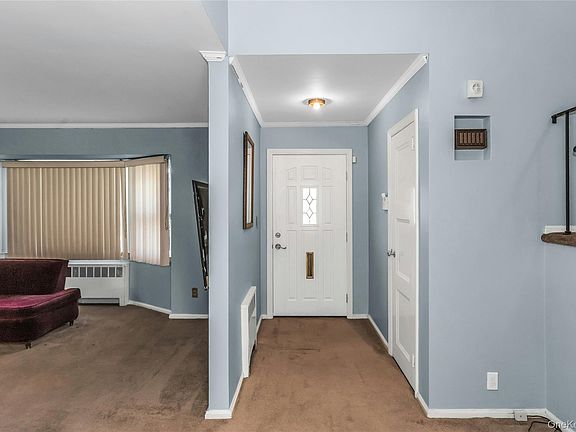 4th image of 1812 Collins Street