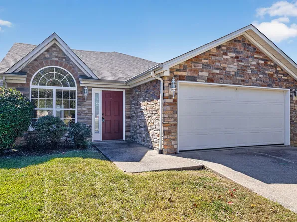 2708 Green Valley Ct, Lexington, KY 40511