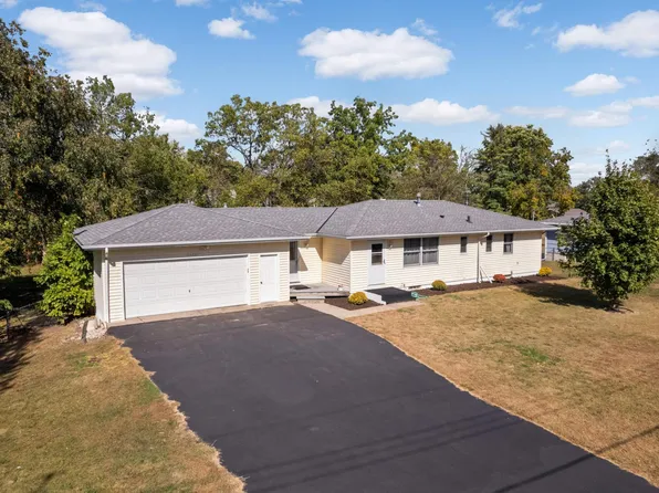 14420 15th Ave N, Plymouth, MN 55447